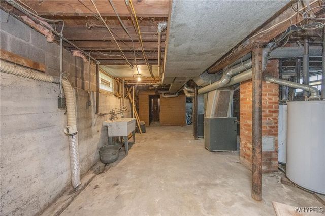 2260 Weston Avenue, Niagara Falls, NY 14305