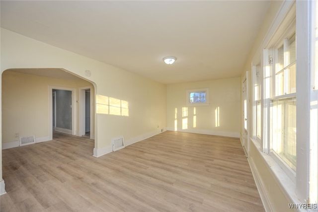 2260 Weston Avenue, Niagara Falls, NY 14305