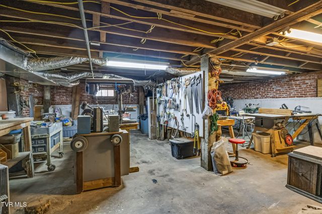224 North Irish Street, Greeneville, TN 37745
