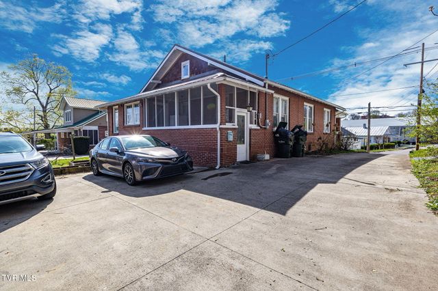224 North Irish Street, Greeneville, TN 37745