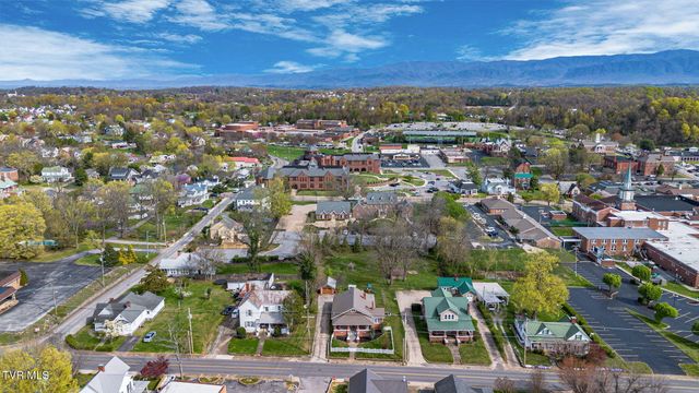 224 North Irish Street, Greeneville, TN 37745