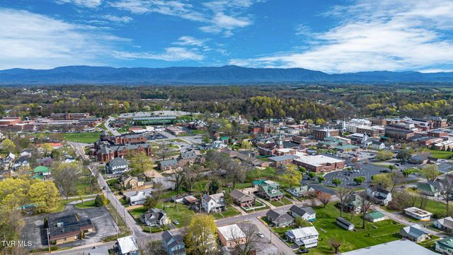 224 North Irish Street, Greeneville, TN 37745