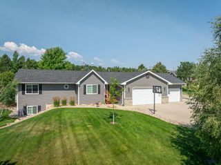 5201 CALE CT, Rapid City, SD 57701