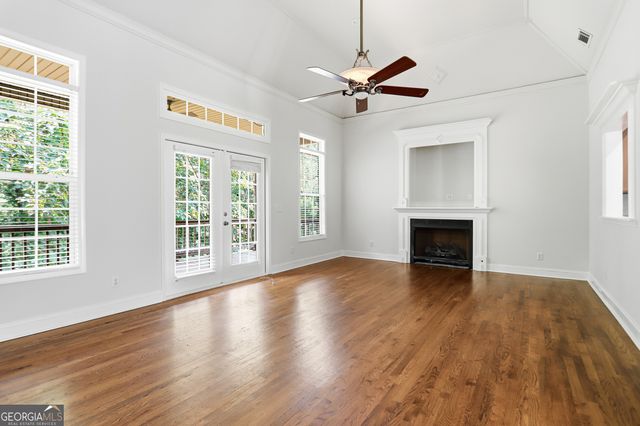 318 Crest Pointe S, Bremen, GA 30110