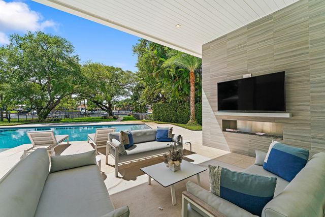 2162 Radnor Road, North Palm Beach, FL 33408