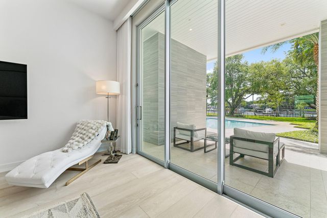 2162 Radnor Road, North Palm Beach, FL 33408