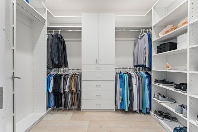 2162 Radnor Road, North Palm Beach, FL 33408