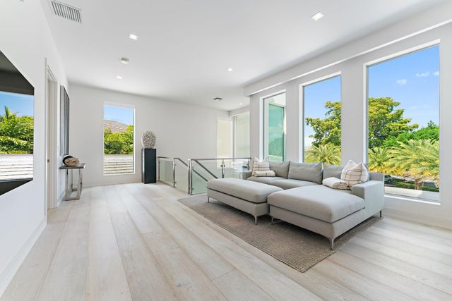 2162 Radnor Road, North Palm Beach, FL 33408