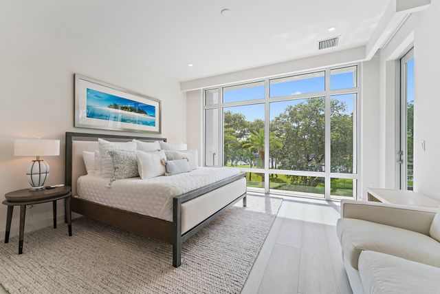 2162 Radnor Road, North Palm Beach, FL 33408