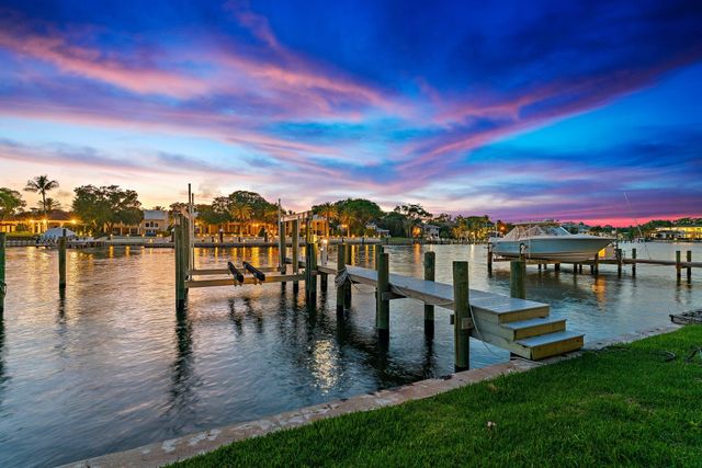 2162 Radnor Road, North Palm Beach, FL 33408