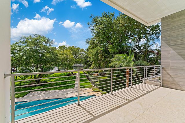 2162 Radnor Road, North Palm Beach, FL 33408