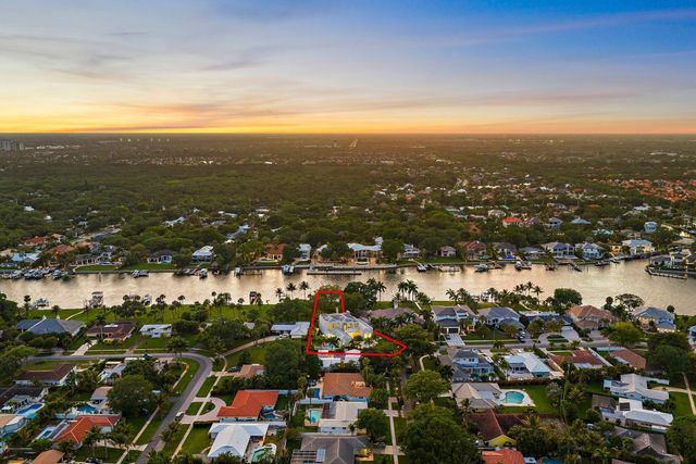 2162 Radnor Road, North Palm Beach, FL 33408