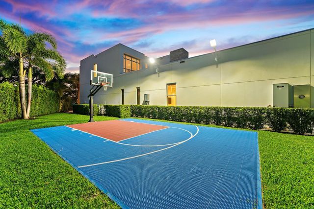 2162 Radnor Road, North Palm Beach, FL 33408