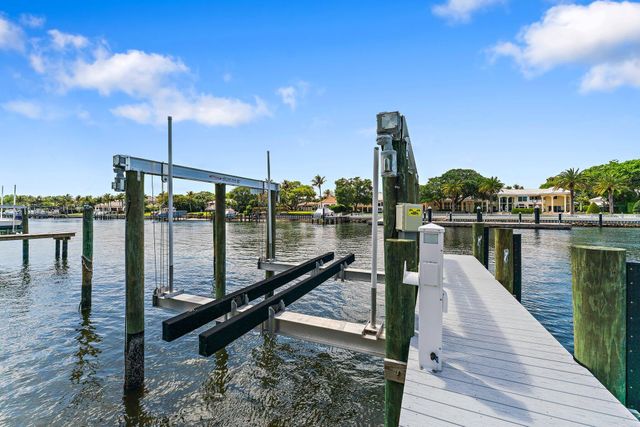 2162 Radnor Road, North Palm Beach, FL 33408