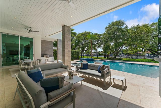 2162 Radnor Road, North Palm Beach, FL 33408