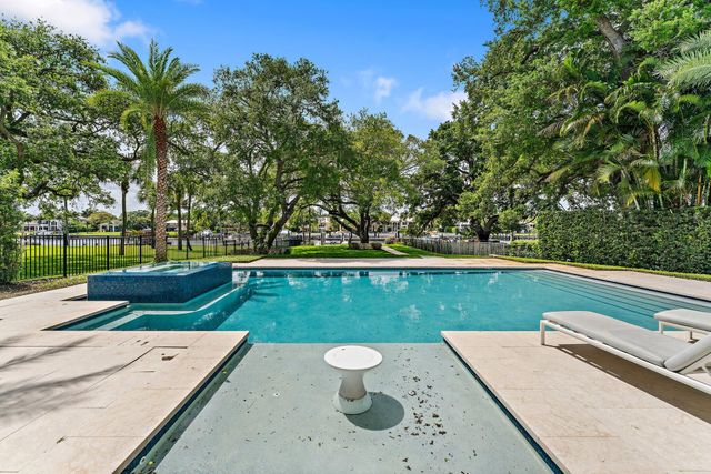 2162 Radnor Road, North Palm Beach, FL 33408