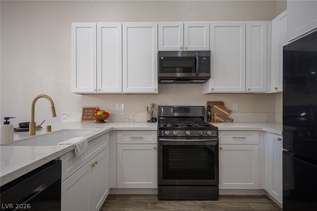 9412 Mount Cherie Avenue 101, Las Vegas, NV 89129