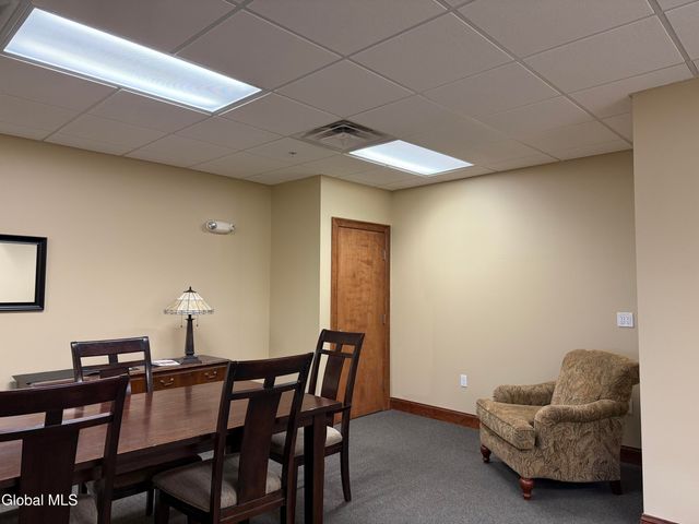 18 Division 303, Saratoga Springs, Inside, NY 12866