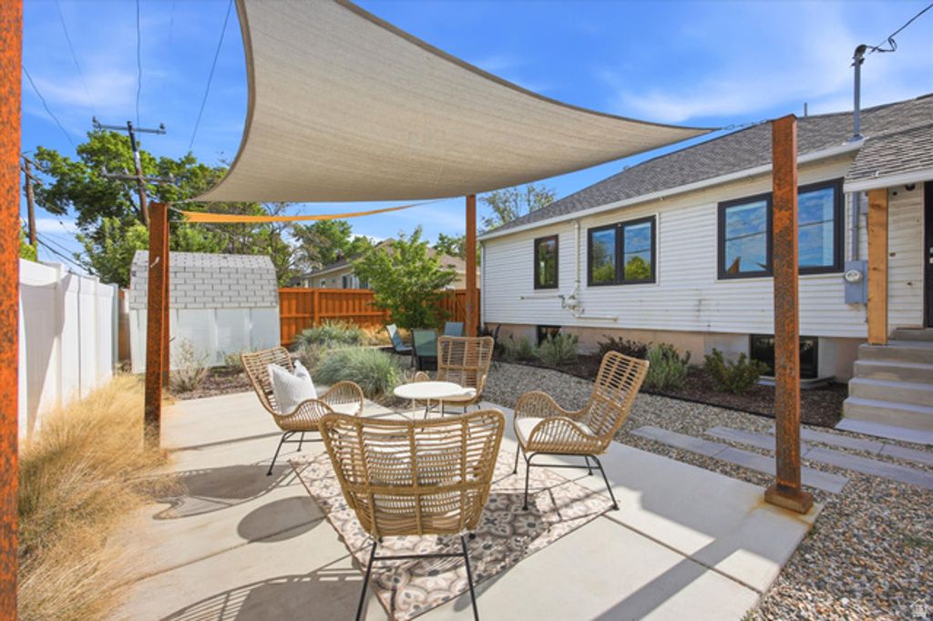 Image 27 of property listing at 2808 S LAKE ST, Salt Lake City, UT 84106