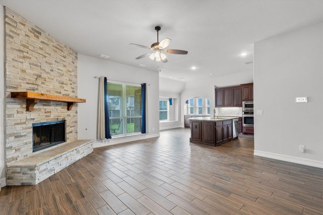 2602 Jaxon Way, Mansfield, TX 76063