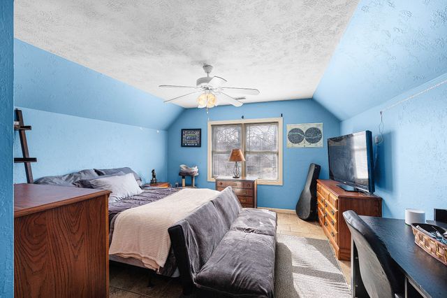 70 Lab Dr, Buchanan, TN 38222