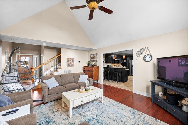 70 Lab Dr, Buchanan, TN 38222