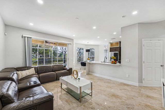 10956 N Danbury Way, Boca Raton, FL 33498