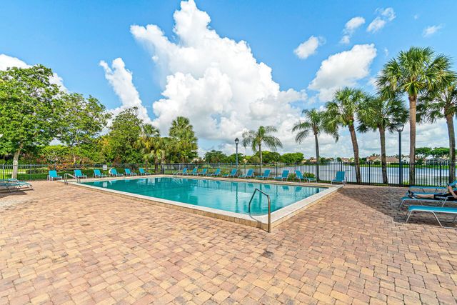 10956 N Danbury Way, Boca Raton, FL 33498
