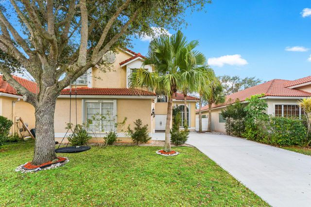 10956 N Danbury Way, Boca Raton, FL 33498