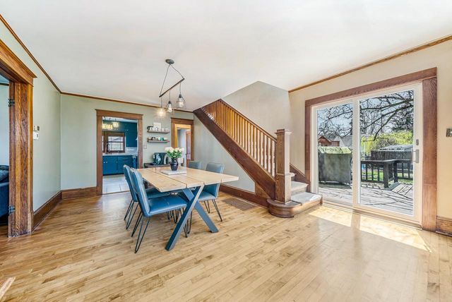 1009 NICOLET BOULEVARD, Neenah, WI 54956