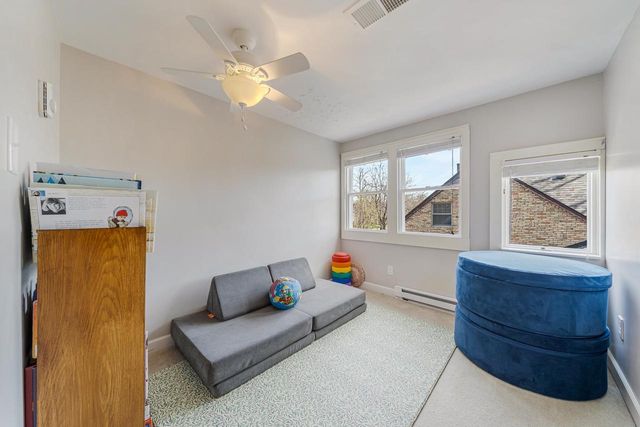 1009 NICOLET BOULEVARD, Neenah, WI 54956