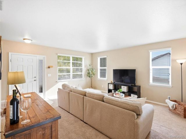 1564 Harpendon Court, Windsor, CO 80550