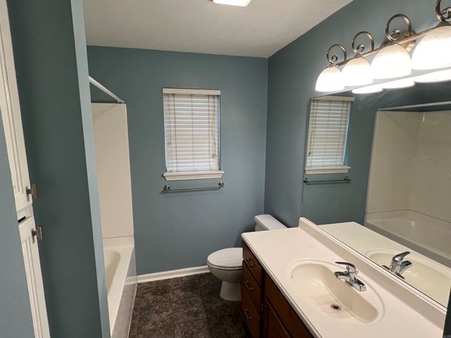 404 SE First Street, Bryant, AR 72022