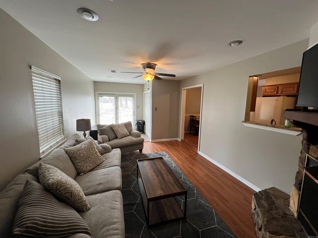 404 SE First Street, Bryant, AR 72022