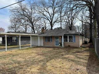 404 SE First Street, Bryant, AR 72022