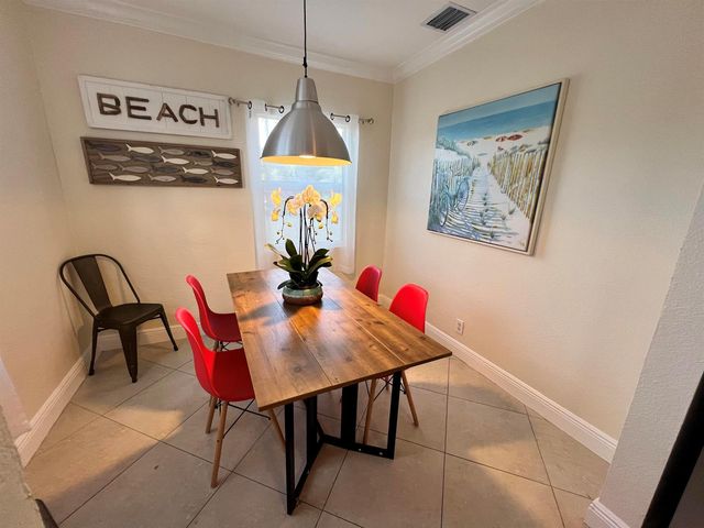 415 31st Street 1-6, West Palm Beach, FL 33407
