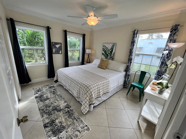 415 31st Street 1-6, West Palm Beach, FL 33407