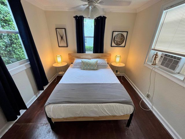 415 31st Street 1-6, West Palm Beach, FL 33407