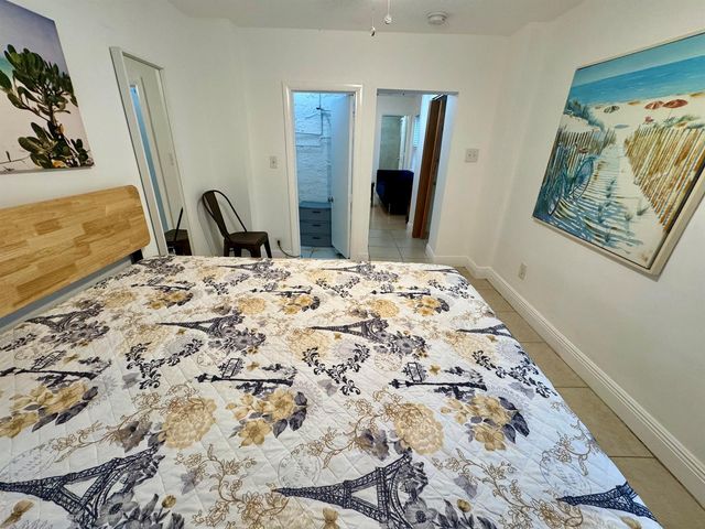 415 31st Street 1-6, West Palm Beach, FL 33407