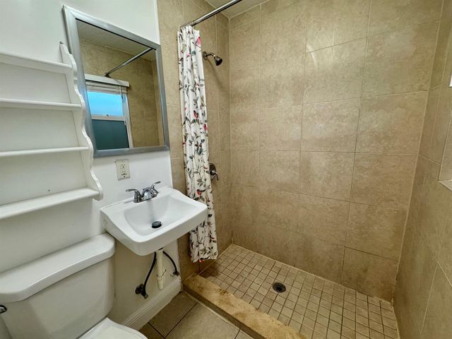 415 31st Street 1-6, West Palm Beach, FL 33407