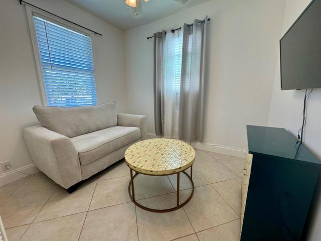 415 31st Street 1-6, West Palm Beach, FL 33407