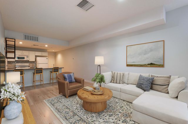 702 Broadway Boulevard SE 8, Albuquerque, NM 87111