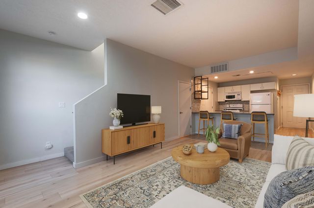 702 Broadway Boulevard SE 8, Albuquerque, NM 87111