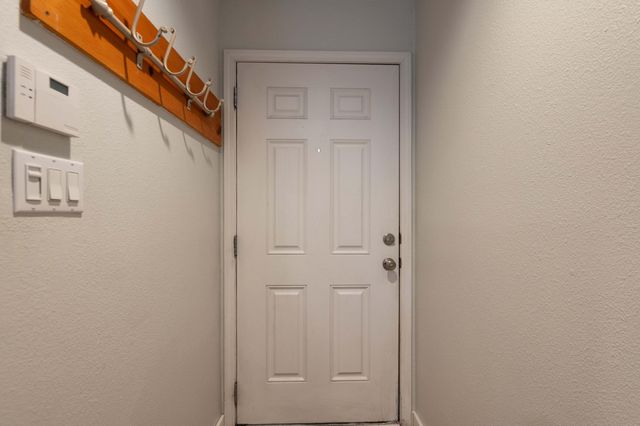 702 Broadway Boulevard SE 8, Albuquerque, NM 87111