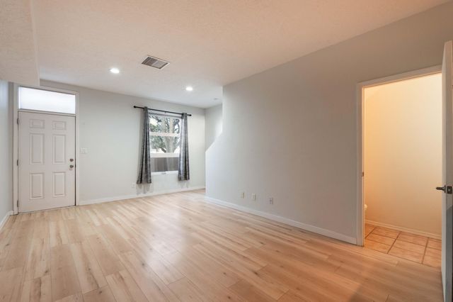 702 Broadway Boulevard SE 8, Albuquerque, NM 87111