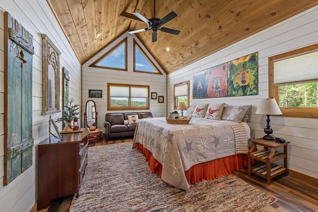 495 Ballewtown Road, Blue Ridge, GA 30513