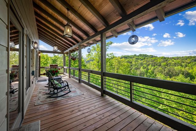 495 Ballewtown Road, Blue Ridge, GA 30513