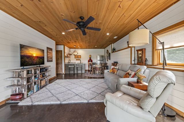 495 Ballewtown Road, Blue Ridge, GA 30513