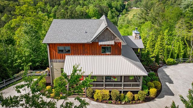 495 Ballewtown Road, Blue Ridge, GA 30513