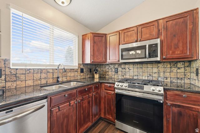 2029 N 1720 W, Clinton, UT 84015